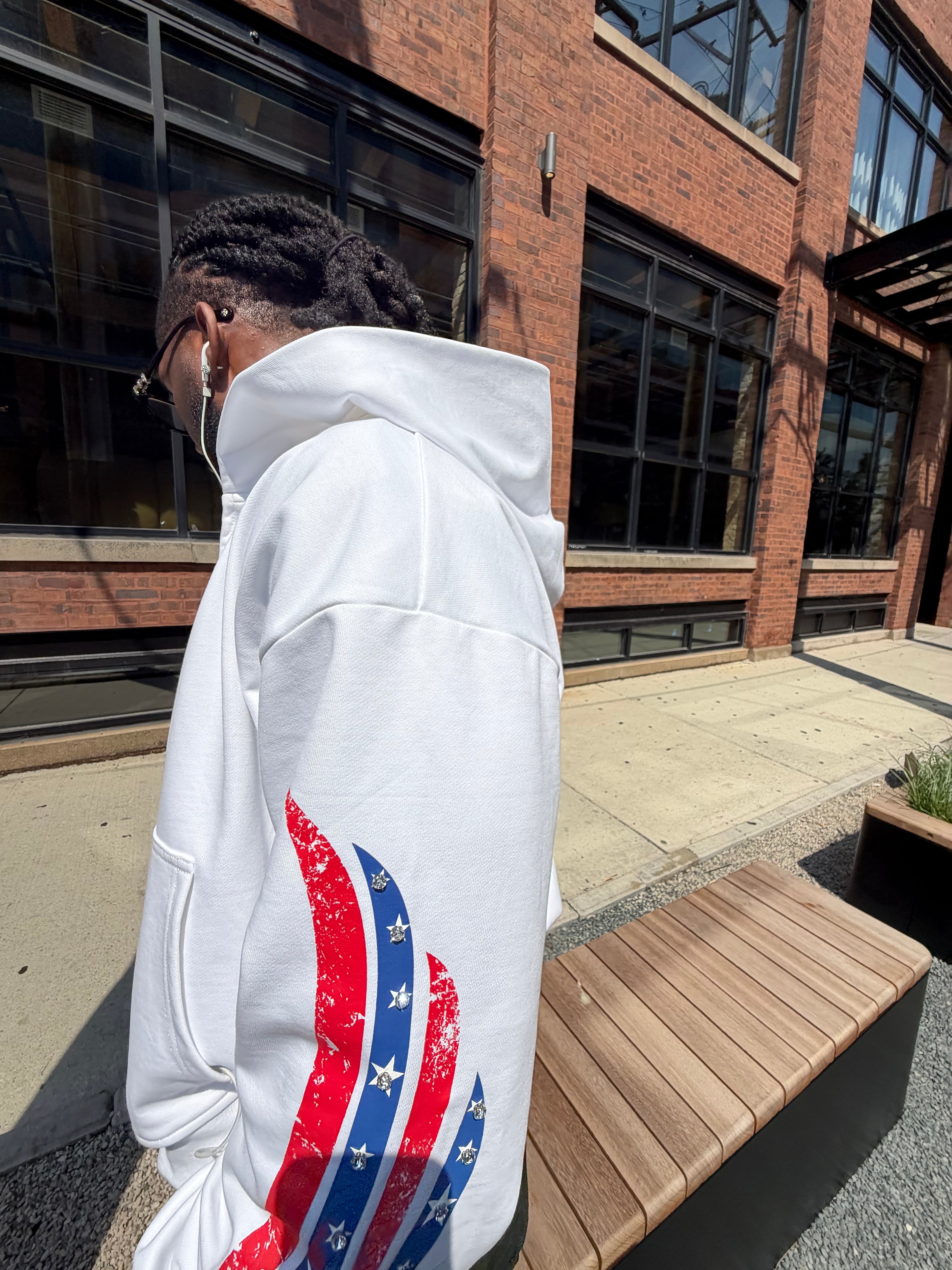 WHITE STAR HOODIE