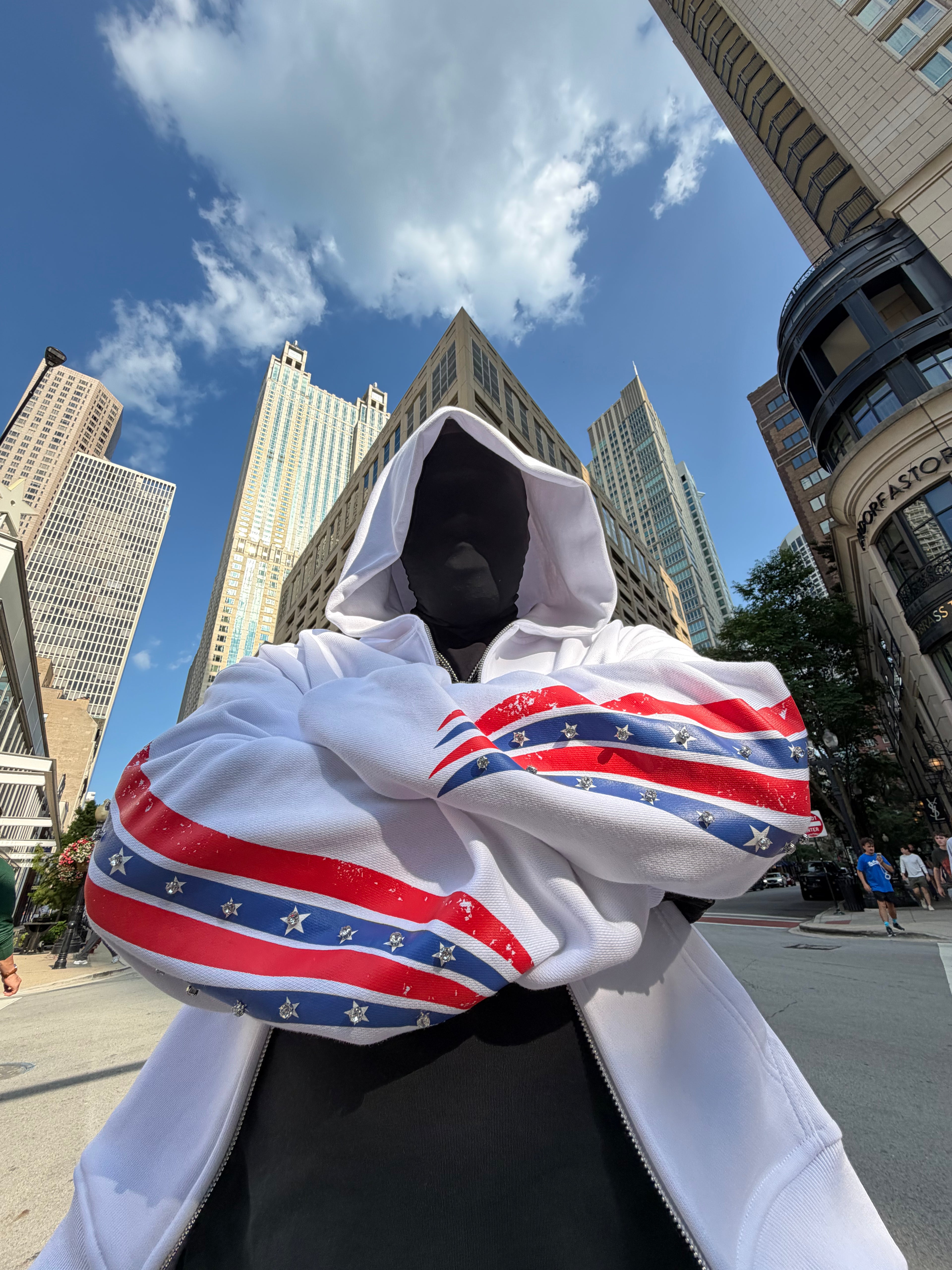 WHITE STAR HOODIE