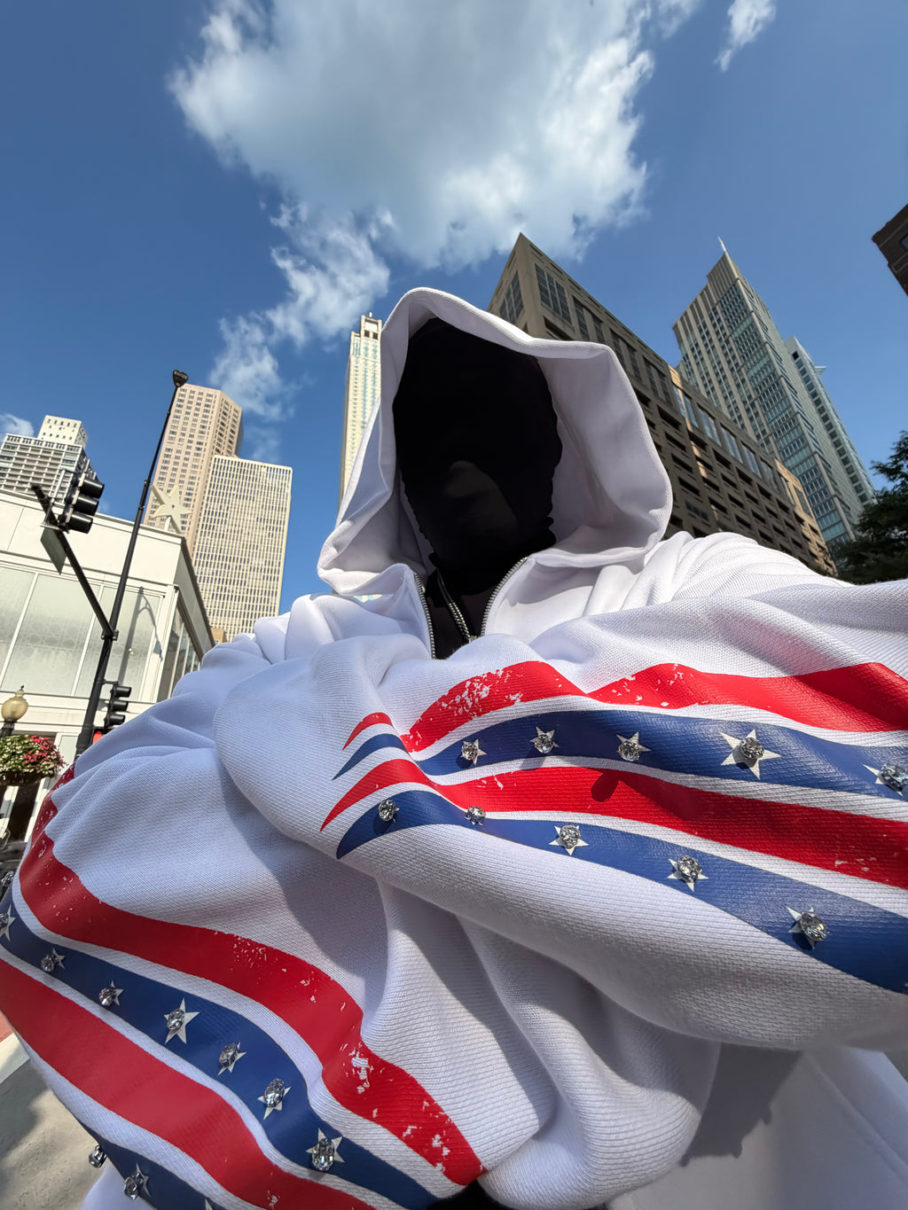 WHITE STAR HOODIE