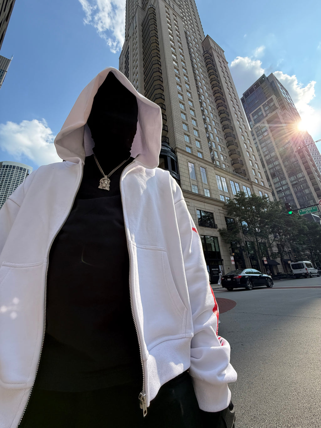 WHITE STAR HOODIE